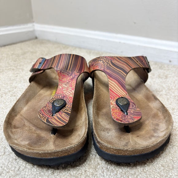 Birkenstock Papillio Gizeh Red Purple Geometric Print Sandal Size 38 Regular - Picture 3 of 12